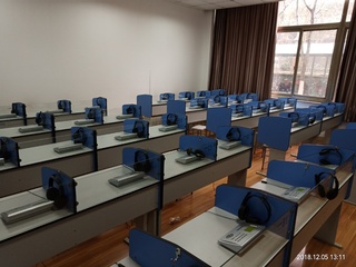 文理大楼205教室 (2)