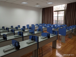 文理大楼205教室 (1)